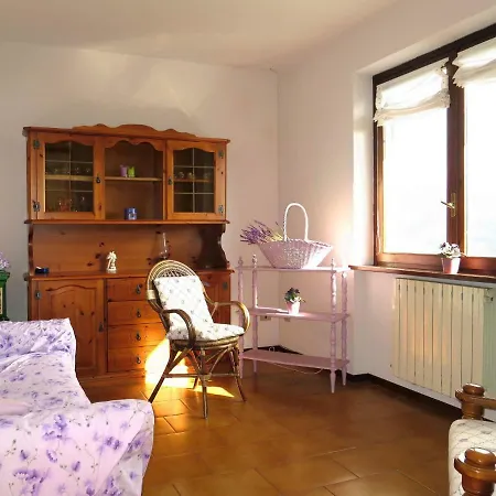 Casa Lilla 100s Стреза